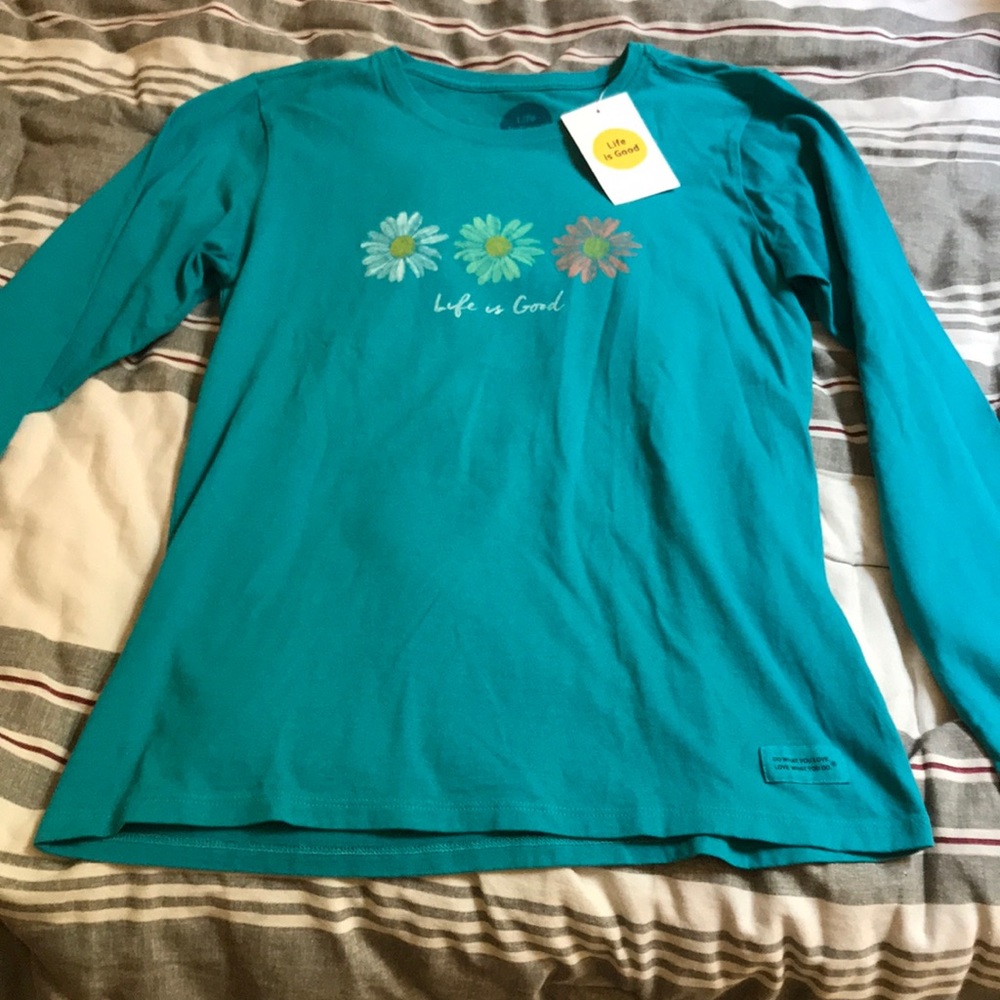 New with tags Life is good long sleeve shirt